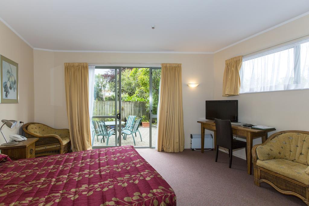 Fernhill Motor Lodge Lower Hutt Eksteriør bilde