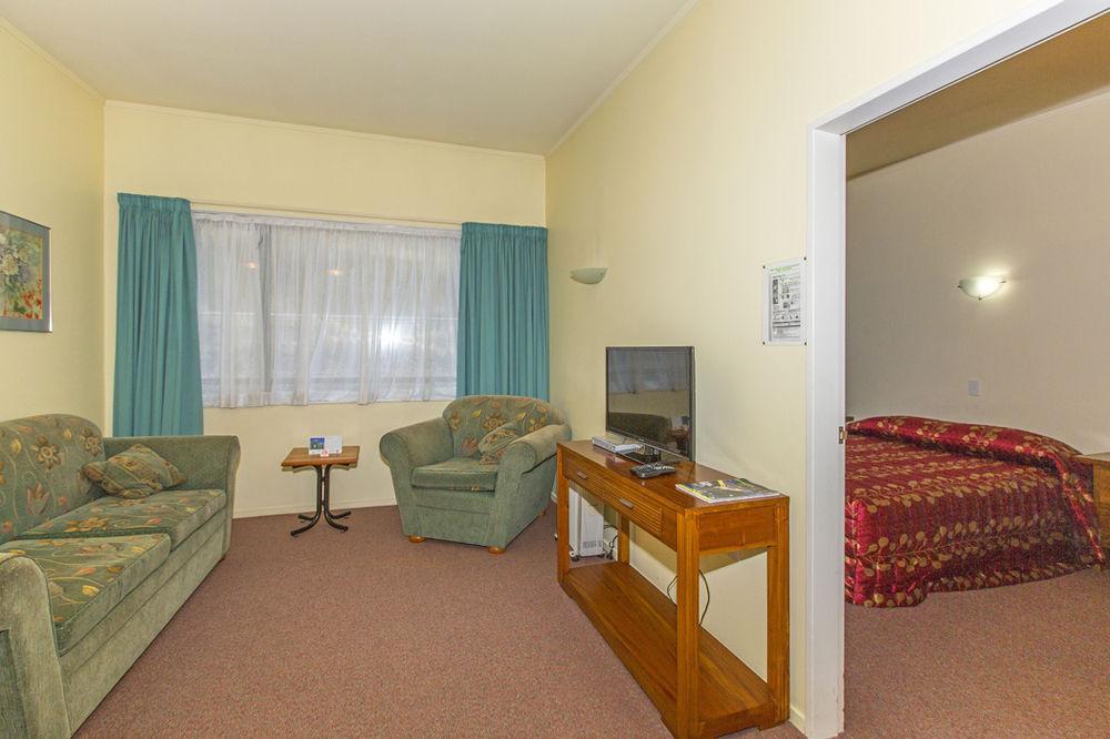 Fernhill Motor Lodge Lower Hutt Eksteriør bilde